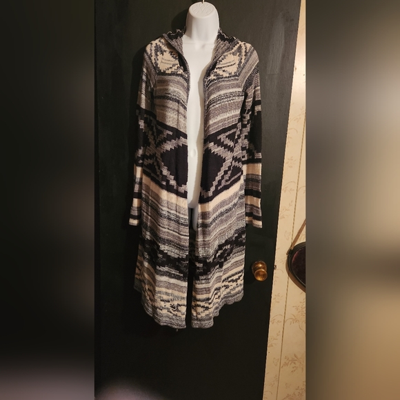 Mudd women's black and white long sweater size S - Picture 2 of 4